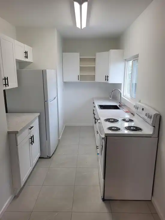 305 MARMONT STREET, Coquitlam BC V3K 4P9