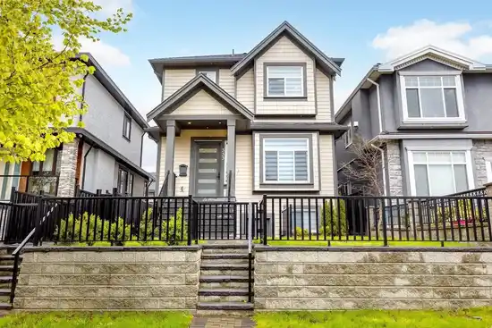 333 E 64TH AVENUE, Vancouver BC V5X 2M8