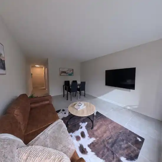 2B 1540 HARO STREET, Vancouver BC V6G 1G6