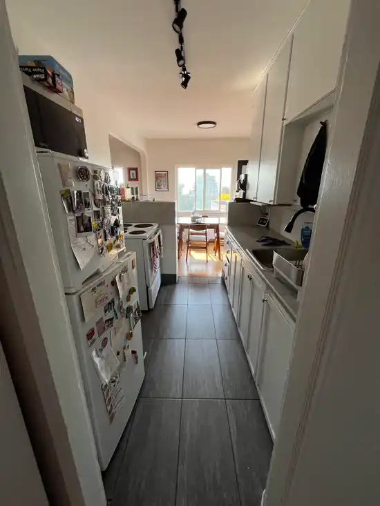 301 735 ROYAL AVENUE, New Westminster BC V3M 1J6