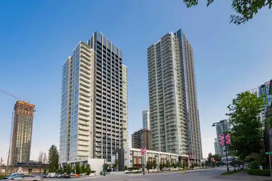 3801 10448 UNIVERSITY DRIVE, Surrey BC V3T 0S7
