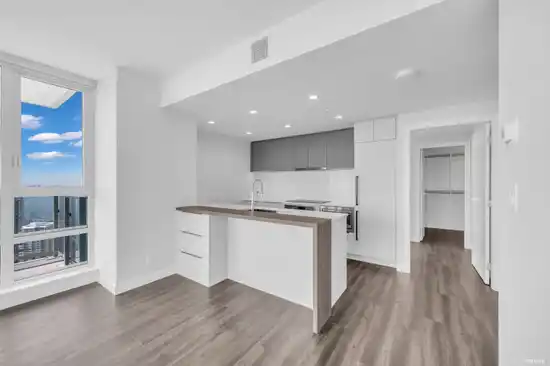 4801 567 EMERSON STREET, Coquitlam BC V3J 0M8
