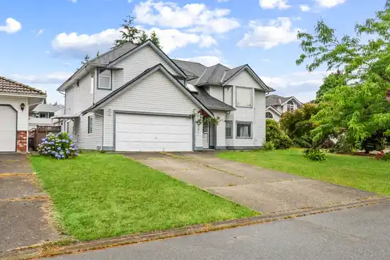 9335 152A STREET, Surrey BC V3R 0E6