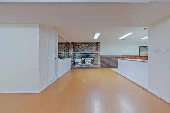 Basement-768 COMO LAKE AVENUE, Coquitlam BC V3J 3N1