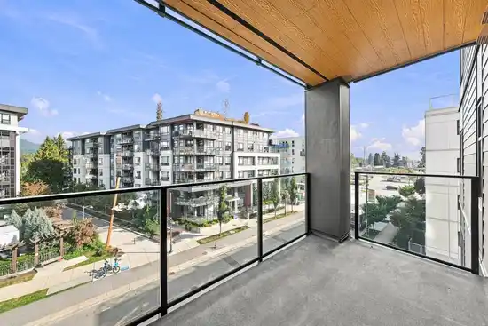 405 1529 OXFORD, North Vancouver BC V7J 0G2
