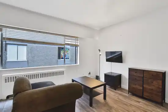 112 1540 HARO STREET, Vancouver BC V6G 1G5