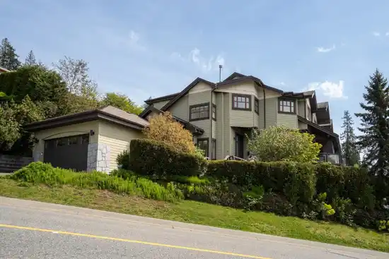 2555 SKILIFT ROAD, West Vancouver BC V7S 3K1