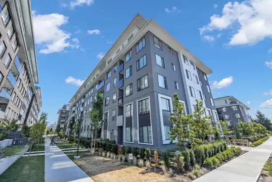 302 15825 85 AVENUE, Surrey BC V4N 6W9