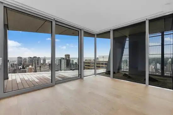 220X 1568 ALBERNI STREET, Vancouver BC V6G 0E3
