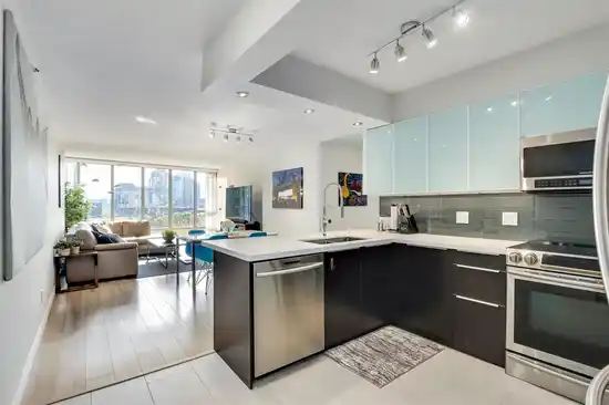 804 950 CAMBIE STREET, Vancouver BC V6B 5X5