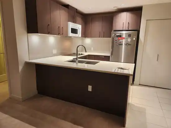 301 5981 GRAY AVENUE, Vancouver BC V6S 0G1