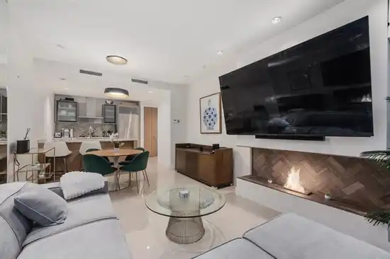 340X 1111 ALBERNI STREET, Vancouver BC V6E 4V2
