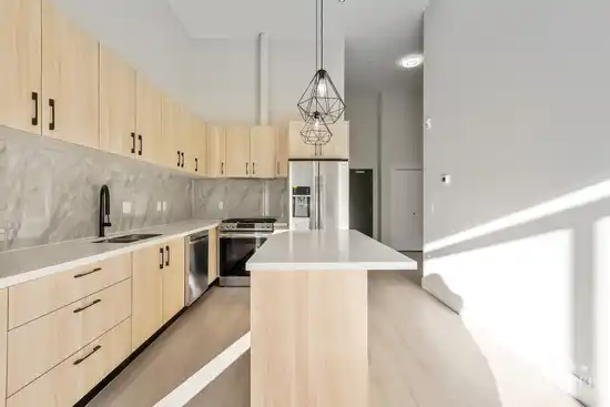 103 14858 60 AVENUE, Surrey BC V3S 0B5