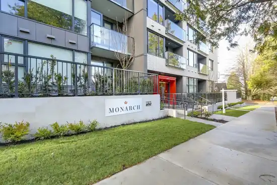 102 4427 CAMBIE STREET, Vancouver BC V5Z 2Y8