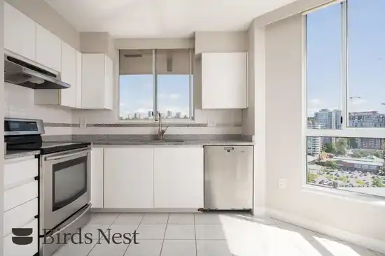 1704 1235 QUAYSIDE DRIVE, New Westminster BC V3M 6J5