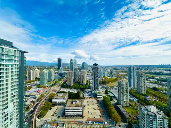 4004 2186 GILMORE PLACE AVENUE, Burnaby BC V5C 0N7