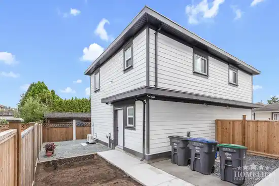 G101 15371 94 AVENUE, Surrey BC V3R 1E2