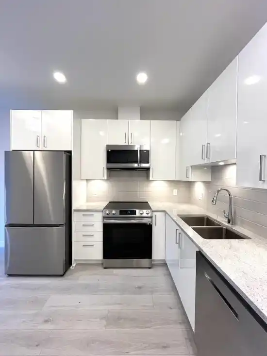 32690 14TH AVENUE, Mission BC V2V 2N8