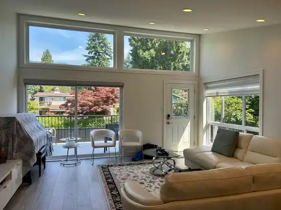Upper 1015 JEFFERSON AVENUE, West Vancouver BC V7T 2A6