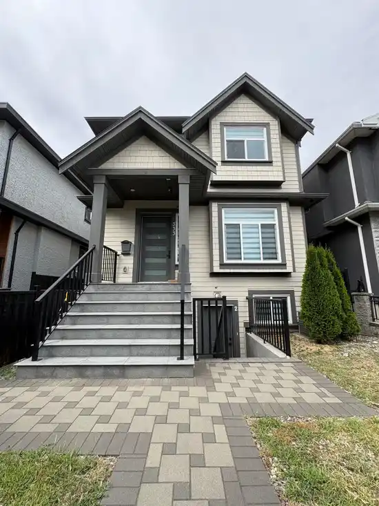 333 E 64TH AVENUE, Vancouver BC V5X 2M8