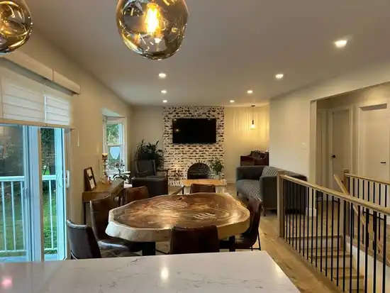 20801 STONEY AVENUE, Maple Ridge BC V2X 7T2