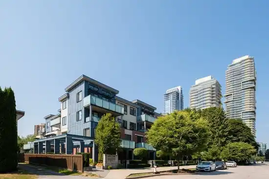213 6533 MACKAY AVENUE, Burnaby BC V5H 2W8