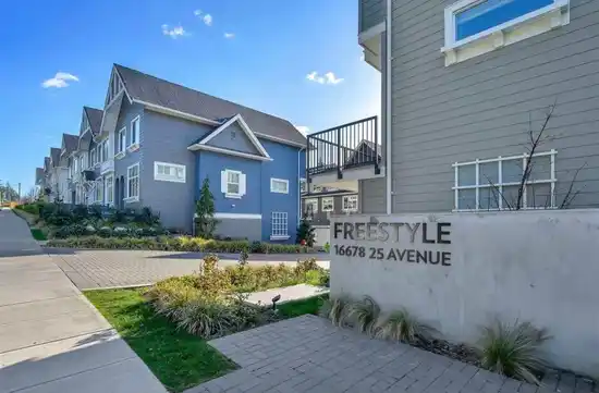 37 16678 25 AVENUE, Surrey BC V3Z 0Z2
