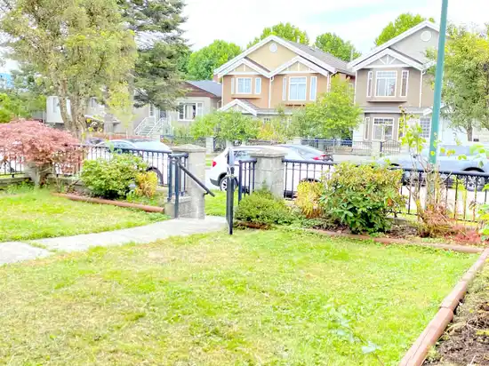 4831 CULLODEN STREET, Vancouver BC V5V 4X8