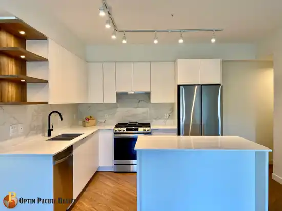 5XX 3229 ST. JOHNS STREET, Port Moody BC V3H 0M4