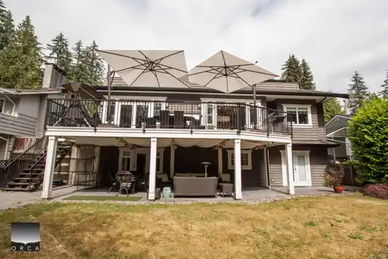 555 GREENWAY AVENUE, North Vancouver BC V7N 3C9