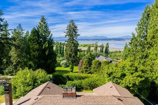 12520 CRESCENT ROAD, Surrey BC V4A 2V3