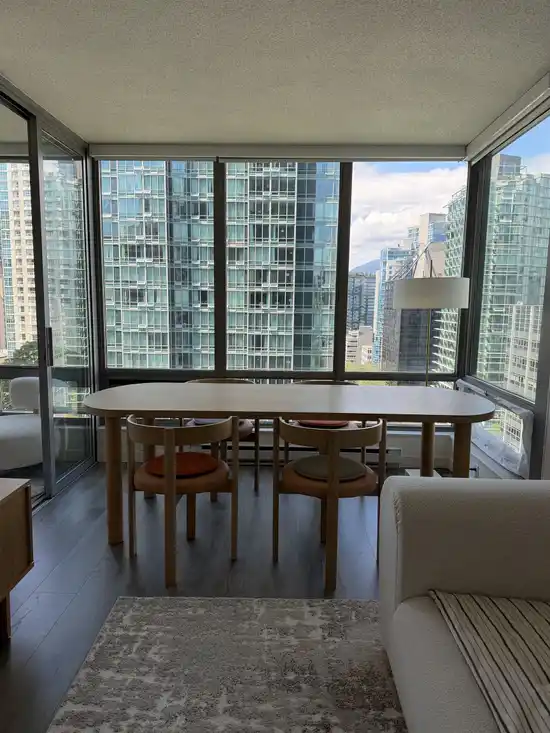 1402 1200 W GEORGIA STREET, Vancouver BC V6E 4R2