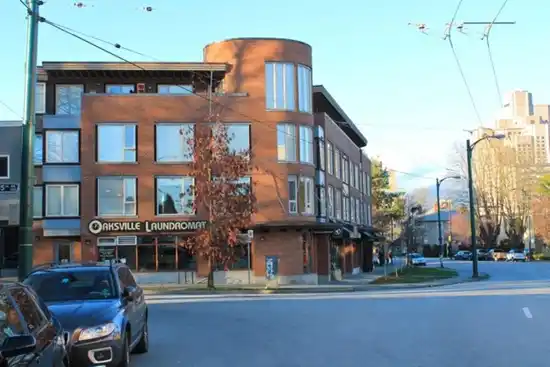 209 3089 OAK STREET, Vancouver BC V6H 2K8