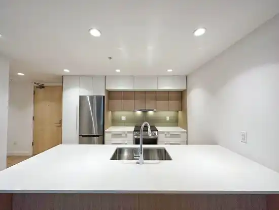4xx 9888 UNIVERSITY CRESCENT, Burnaby BC V5A 0E8