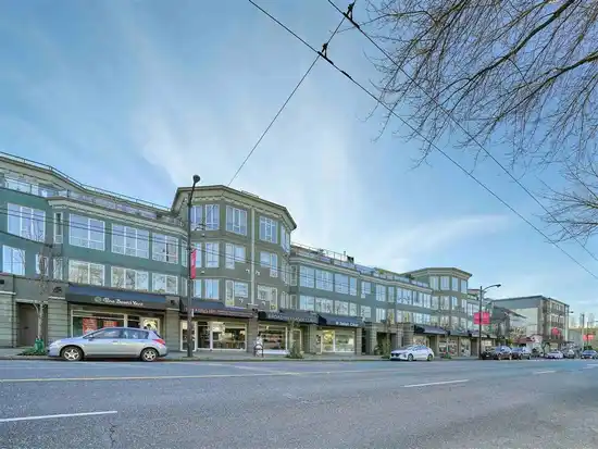126 3440 W BROADWAY, Vancouver BC V5G 4L7