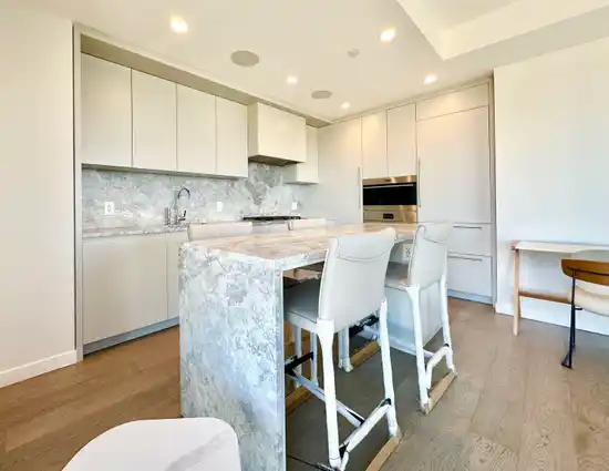 1907 7433 CAMBIE STREET, Vancouver BC V6P 0J8
