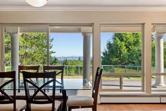 Lower 2426 WESTHILL COURT, West Vancouver BC V7S 3A5