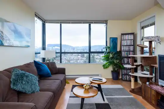 1908 5288 MELBOURNE STREET, Vancouver BC V5R 6E6