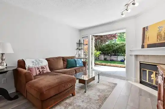 102 74 MINER STREET, New Westminster BC V3L 5N6