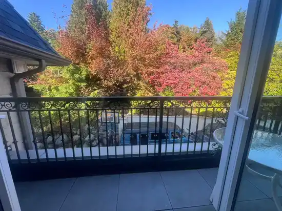 Upstairs 1310 TYROL ROAD, West Vancouver BC V7S 2L6