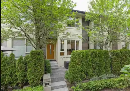 1XX 9229 UNIVERSITY CRESCENT, Burnaby BC V5A 4Z2