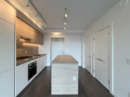 905 652 WHITING WAY, Coquitlam BC V3J 0K3