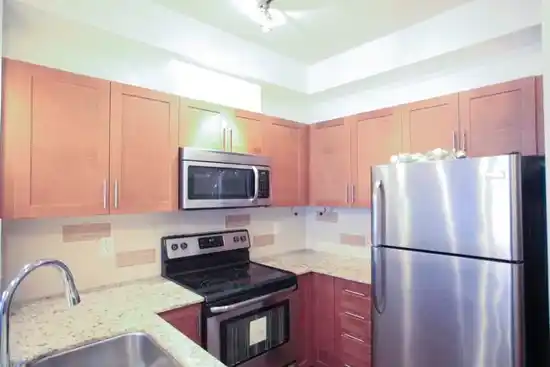 1XX 13468 KING GEORGE BOULEVARD, Surrey BC V3T 0H5