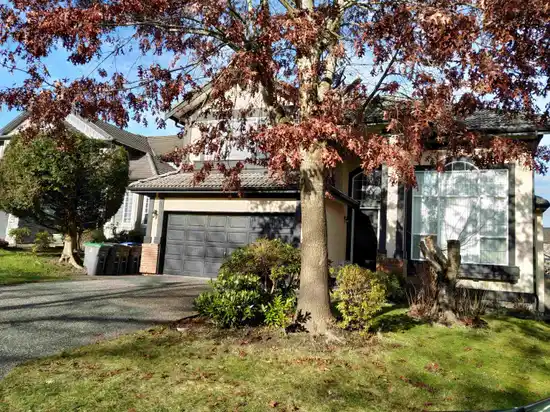 Basement 16909 83A AVENUE, Surrey BC V4N 4T9