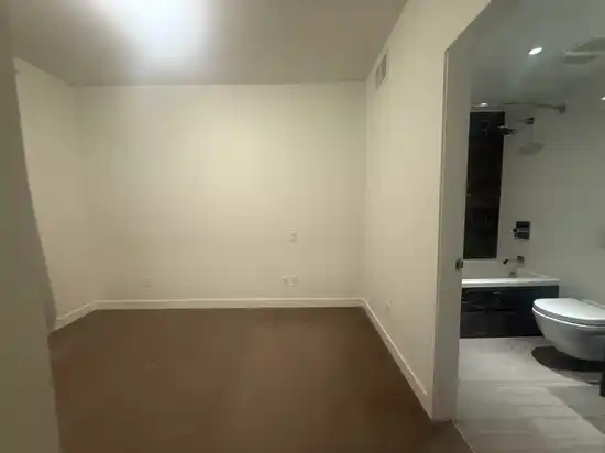 302 1516 ATLAS LANE, Vancouver BC V6P 0E1