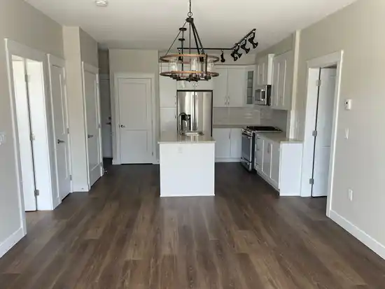 511 11077 RAVINE DRIVE, Surrey BC V3T 3X5