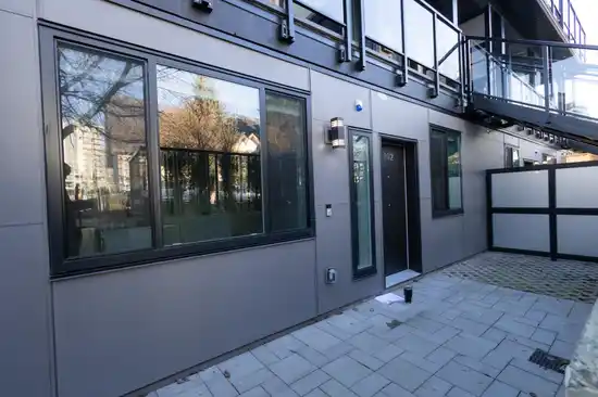 102 2122 E 32 AVENUE, Vancouver BC V5N 3B9
