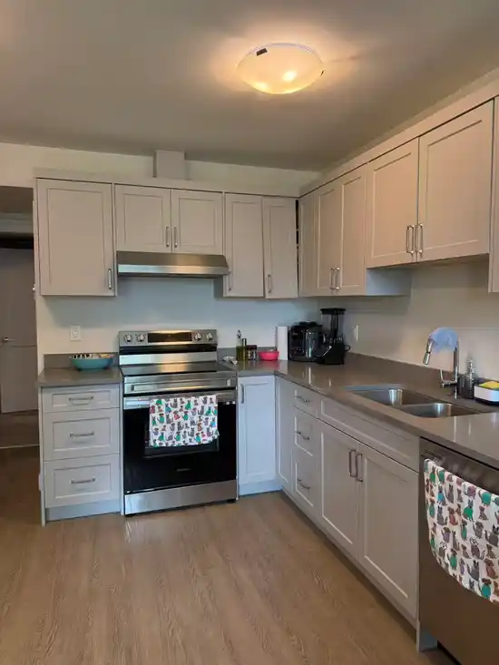 2000 PHILLIPS PLACE, Burnaby BC V5A 2W1