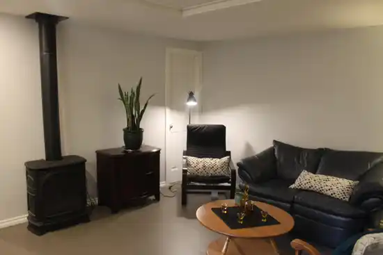 737 ROBINSON, Coquitlam BC V3J 4E9