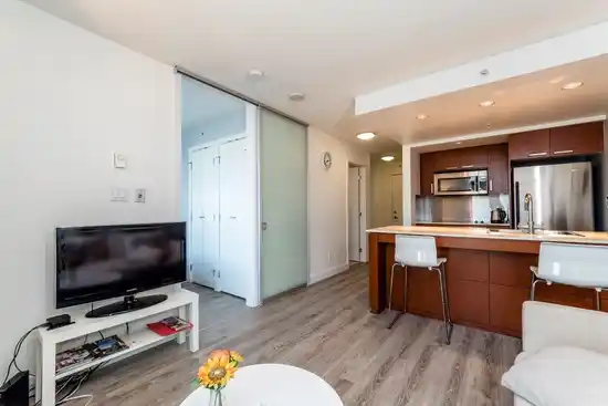 1704 1255 SEYMOUR STREET, Vancouver BC V6B 0H1